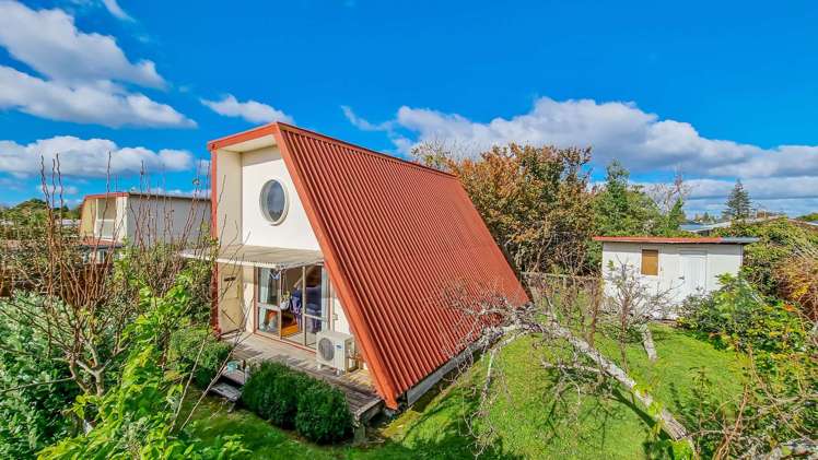 28 Neil Road Fairy Springs_10