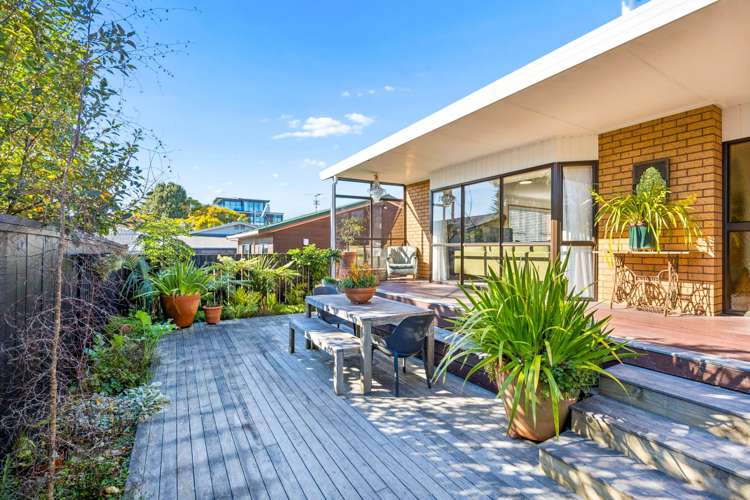 2/11 Kiwi Road Pt Chevalier_1
