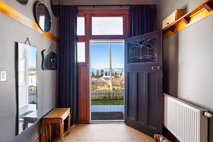 16 Brewster Street Bluff Hill_14