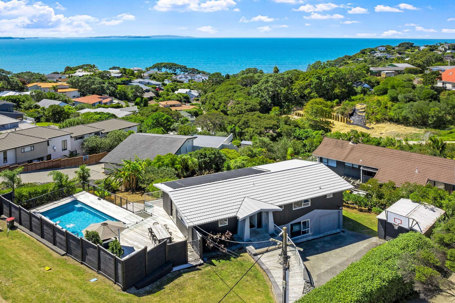300 Whangaparaoa Road Red Beach_0