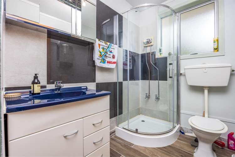 2/81 Seabrook Avenue New Lynn_10