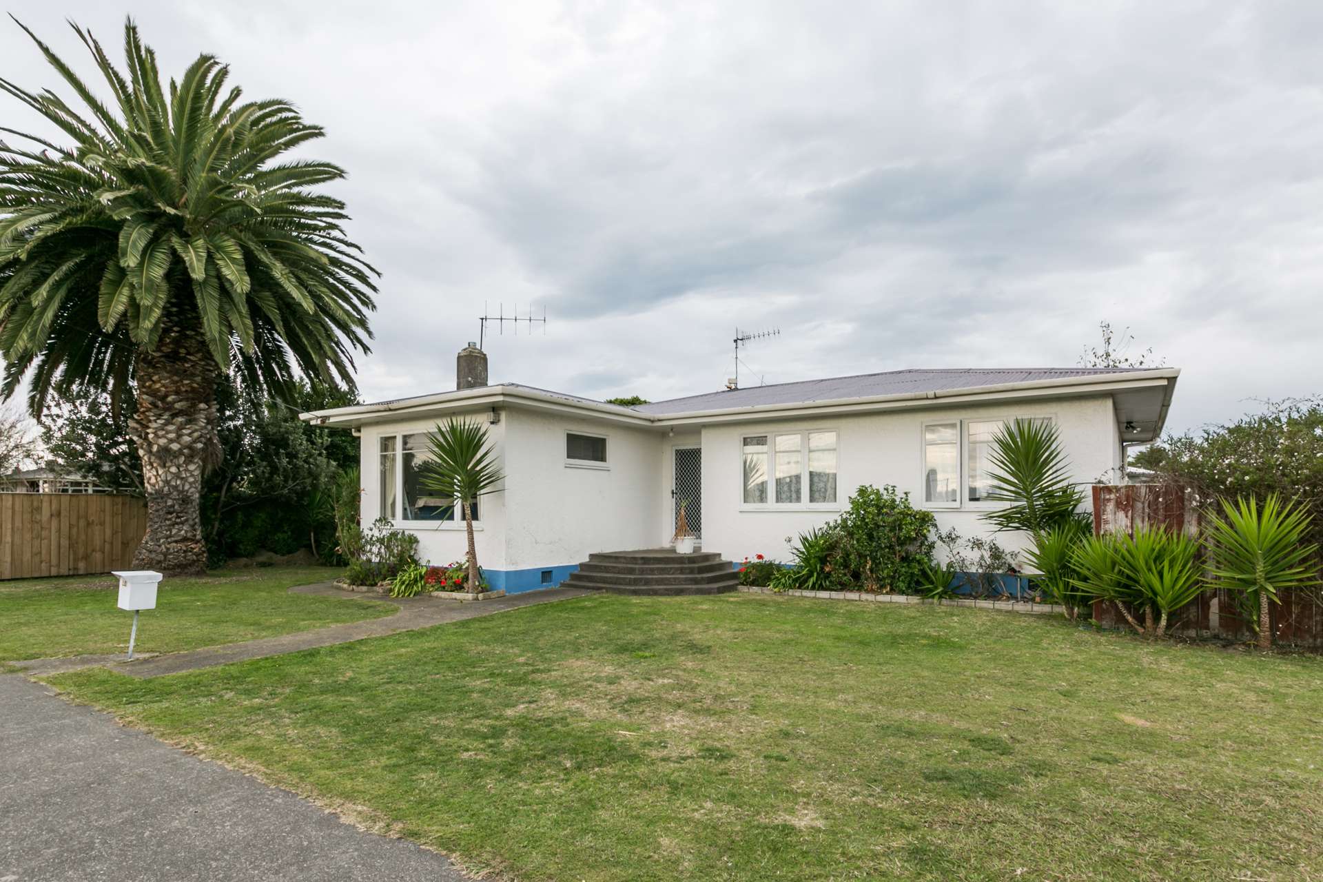 80 Harold Holt Avenue Onekawa_0