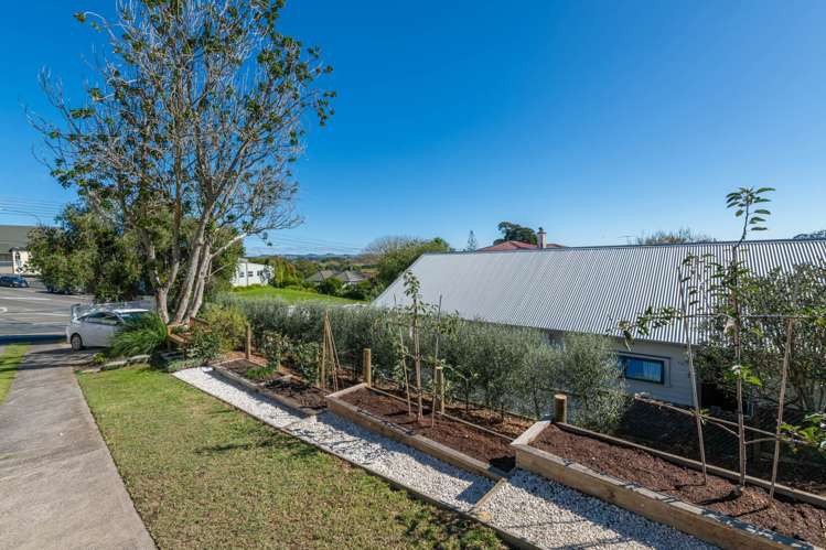 22 Garfield Road Helensville_32