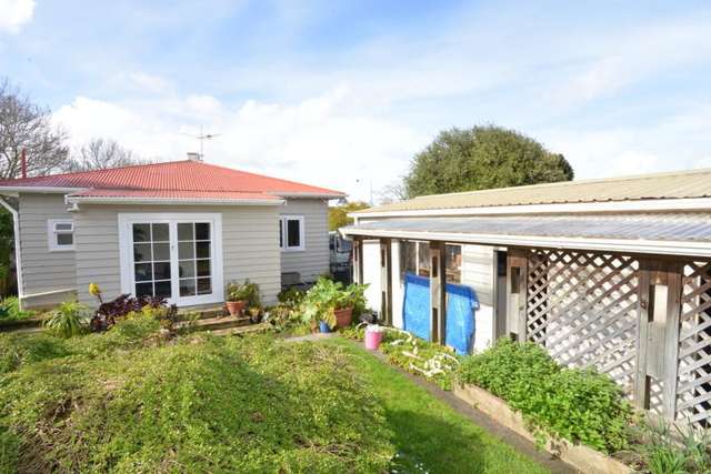 7 Titirangi Road New Lynn_2