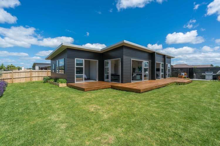 357 One Tree Point Road One Tree Point_0