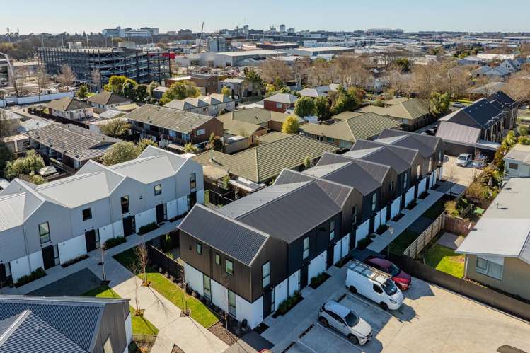 10/9 Grove Road Addington_20