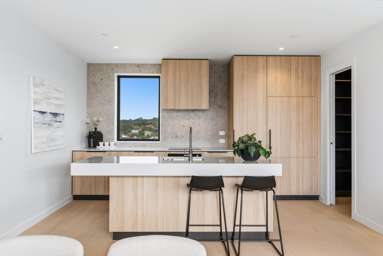 81 Carlton Gore Road_1