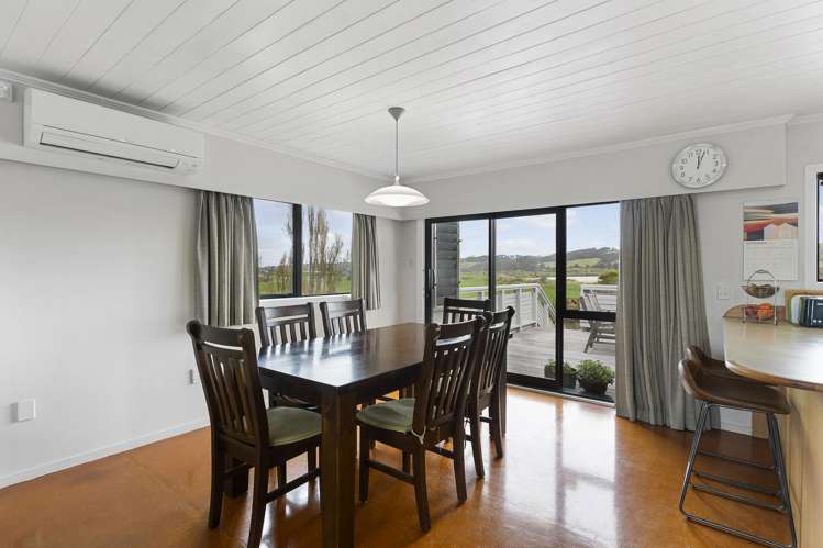 48 Parkhurst Road Helensville_6