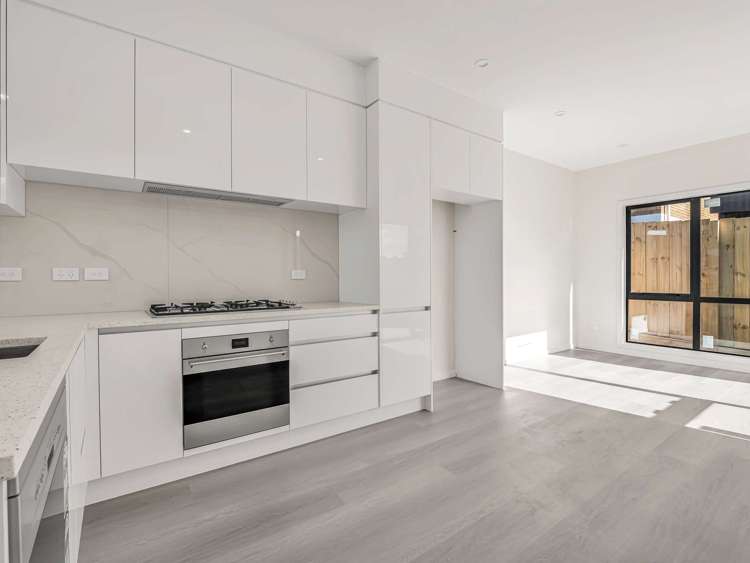 3/7 Kingfisher Place Favona_5