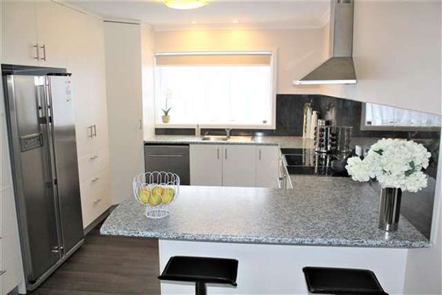 27 Dunedin Street Redwood_3