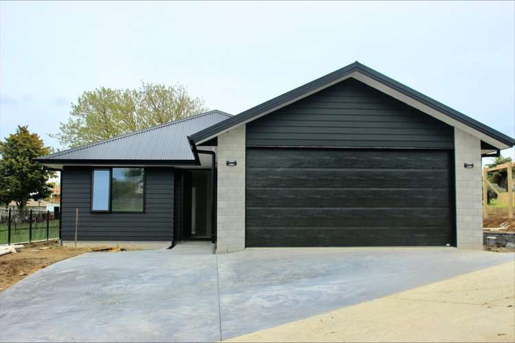 30 Wilshire Drive 10917_0