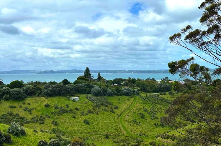 41 Ocean View Crescent Rakino Island_19