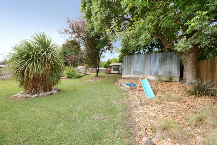 38 Irvine Street Lawrence_27