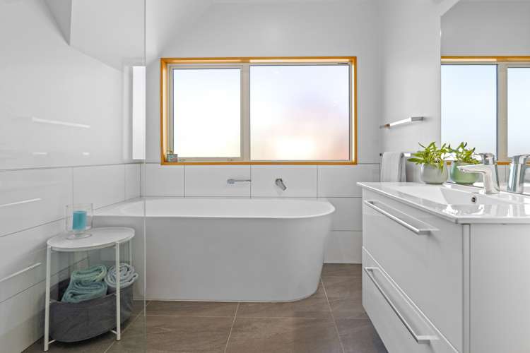 16 Patricia Place Harewood_26