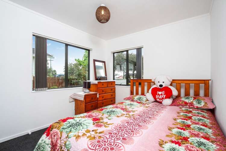 5b Hinekohu Street New Lynn_11