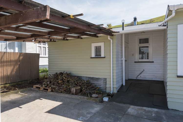 75 Emano Street Toi Toi_15