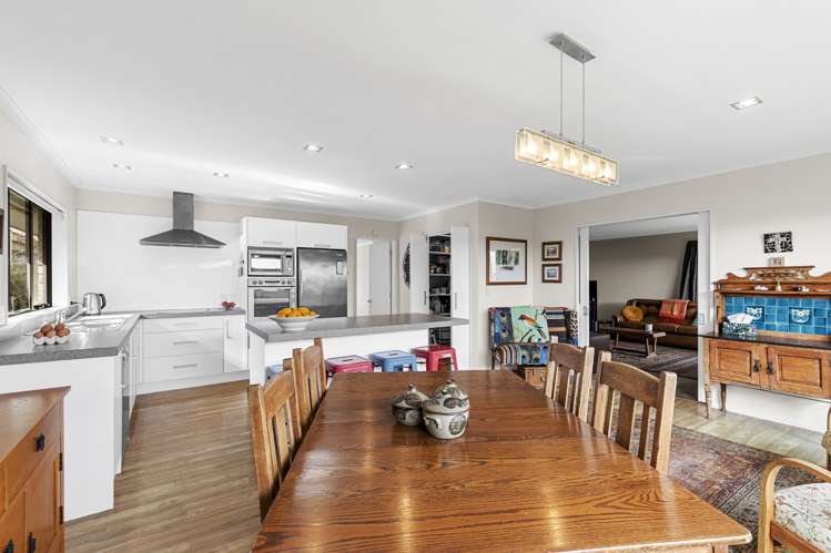 29 Johnstone Drive Fitzherbert_6