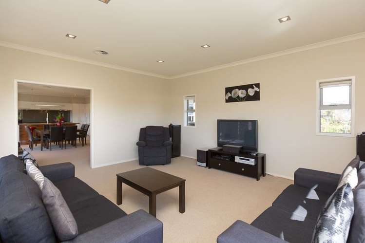 32 Links Drive Waiwhakaiho_32