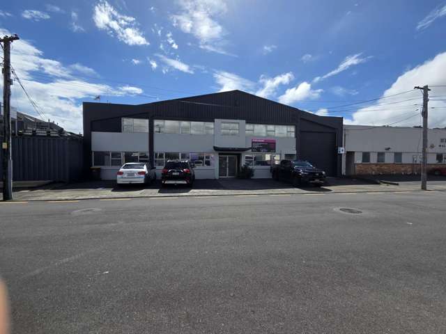 Exceptional Warehouse