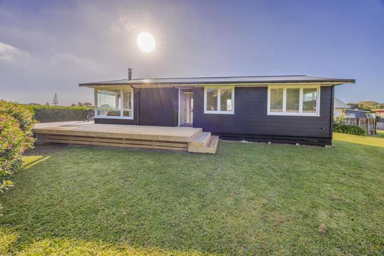 15 John Ross Place Kairakau Beach_14