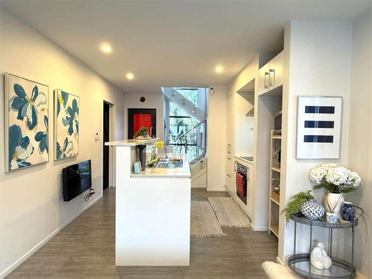 8 Kanona Way Albany Heights_3