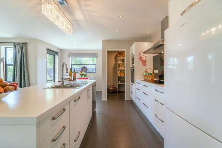 59 Somerville Crescent Aidanfield_1