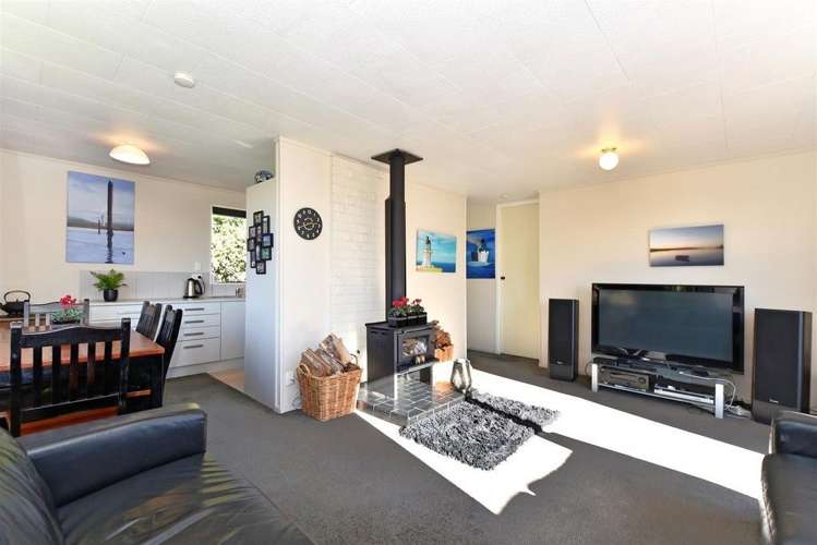 9 George Kidd Street Richmond_5