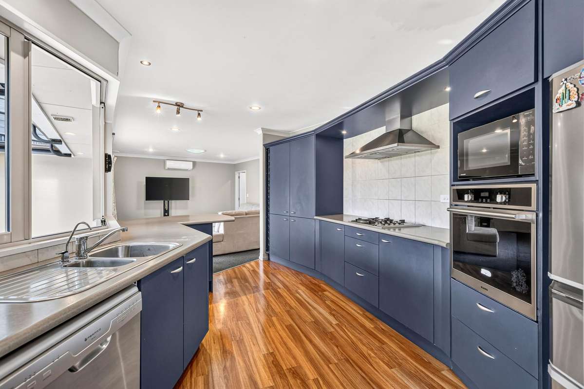 55 St James Drive_2