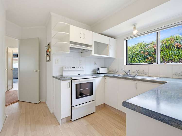 29 Hinewa Road Otumoetai_7