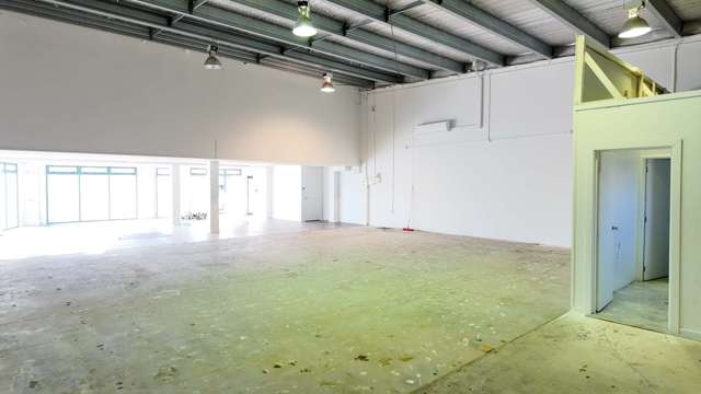 4/4 Freeman Way Manukau_1