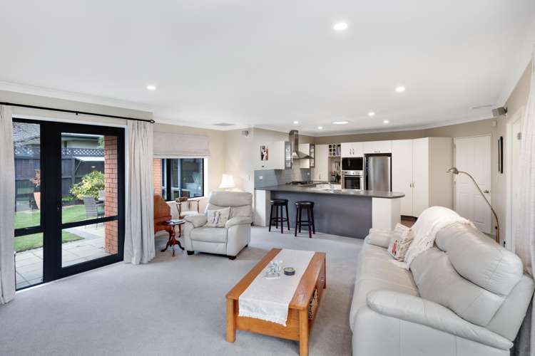 8 Gwen Place Redwood_7