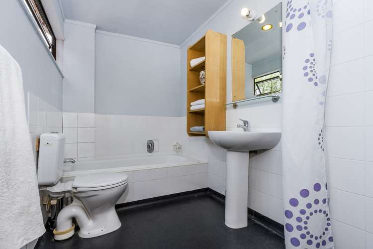 1/30 Uppingham Crescent Hillcrest_26