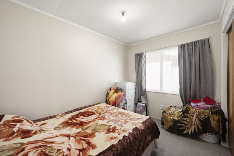 2/11 Dunstan Place Otara_8
