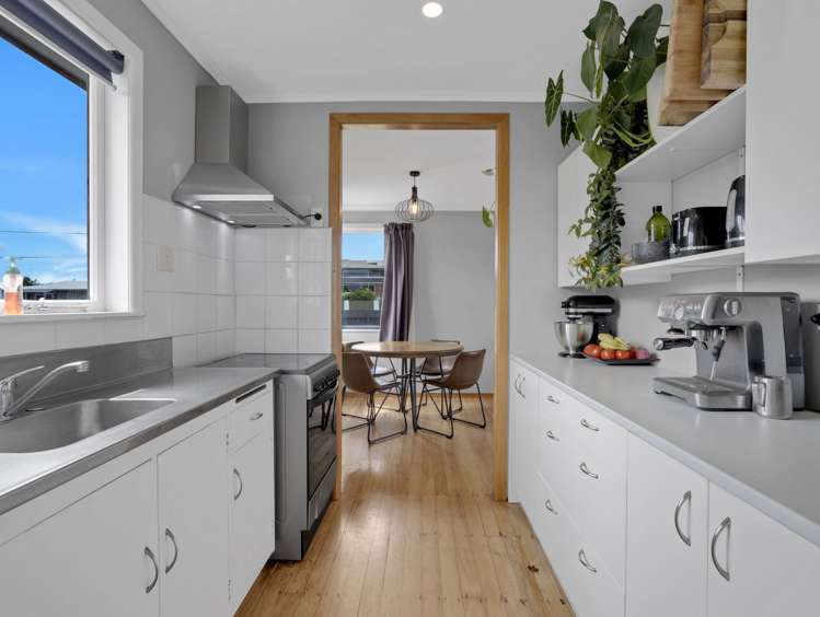 1B Tomin Road Glenview_7