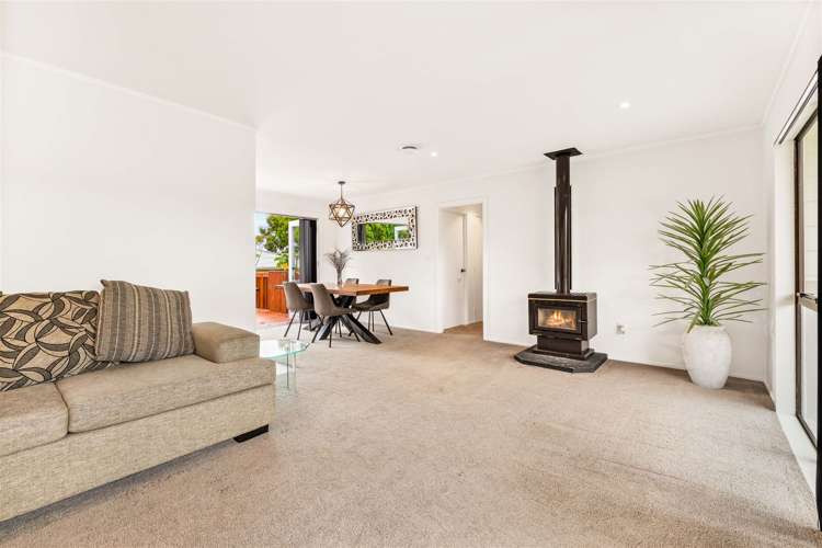 2/14 Matama Road Glen Eden_4