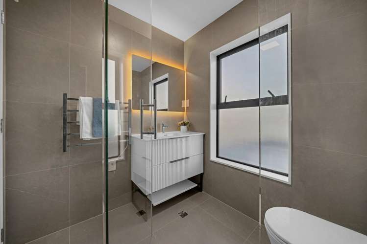 5A Pinewood Street Avondale_15