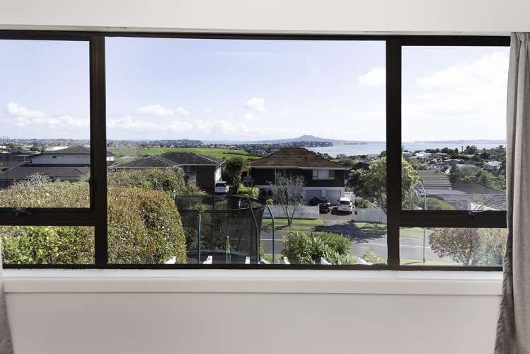 12 Copperfield Terrace Mellons Bay_9