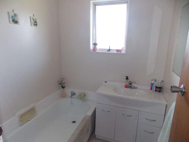 122 Benmore Avenue Cloverlea_13