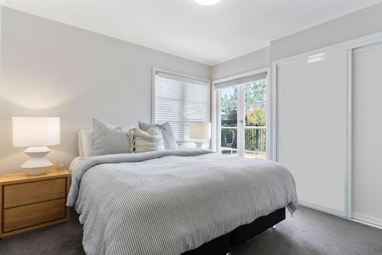 61 Beach Road Te Atatu Peninsula_10