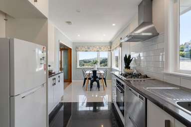 100 Rakau Road_4