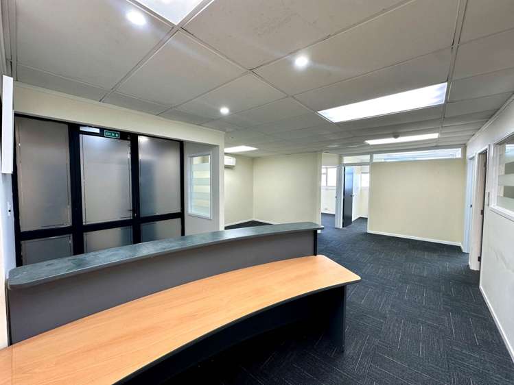 Birkenhead Avenue Birkenhead_2