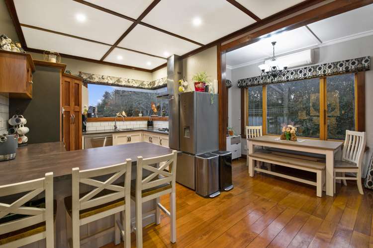 1070 Queen Street East Levin_10