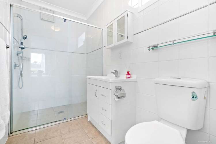 17 Okareka Place Pakuranga Heights_12