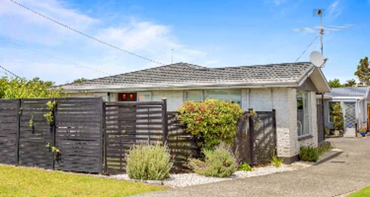 15a Doment Crescent_0