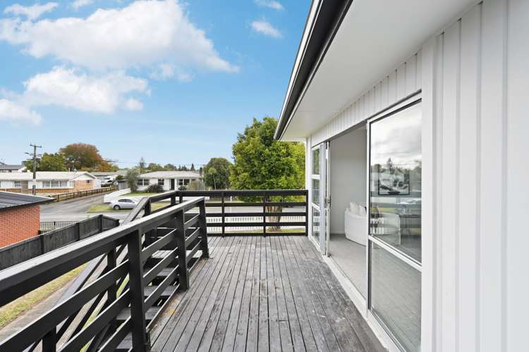 66 Lewis Street Glenview_19