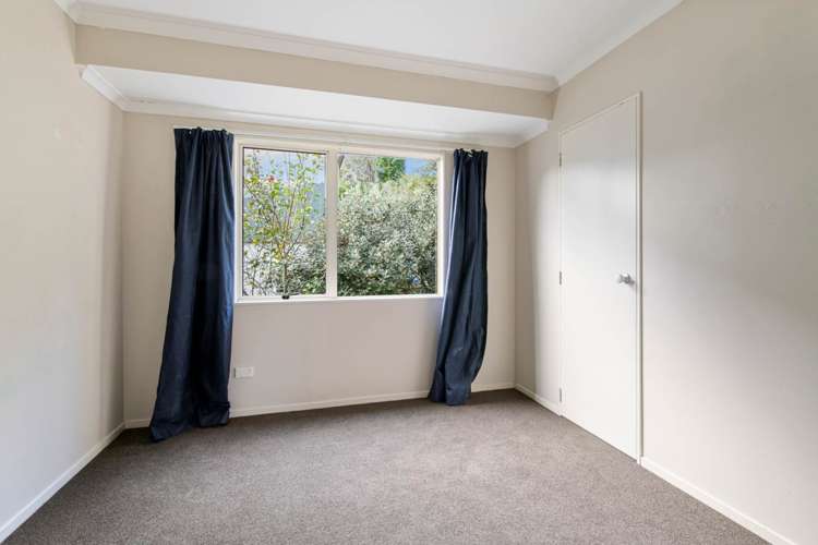 2/16 Ocean View Road Hatfields Beach_9