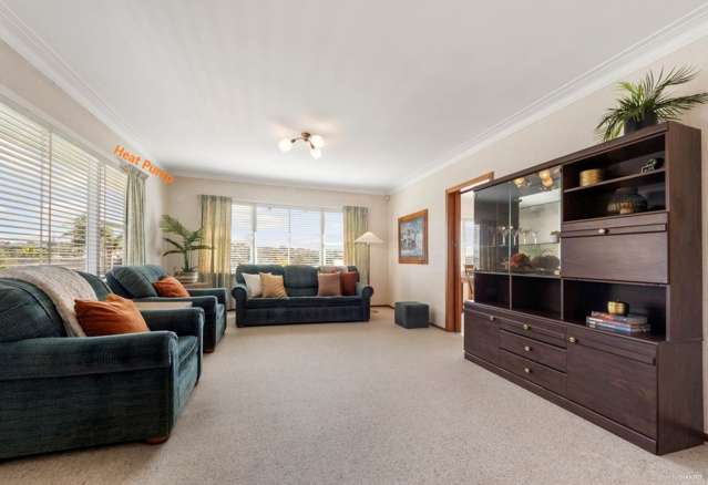 12 Dundee Place Blockhouse Bay_2