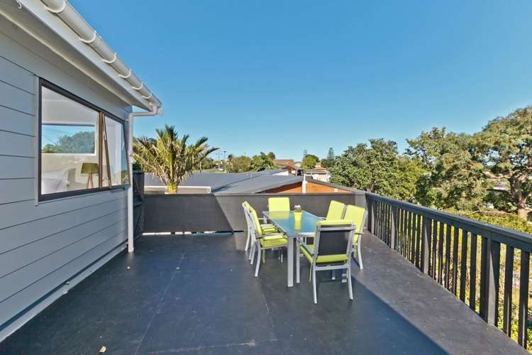 69 Arran Road Browns Bay_30