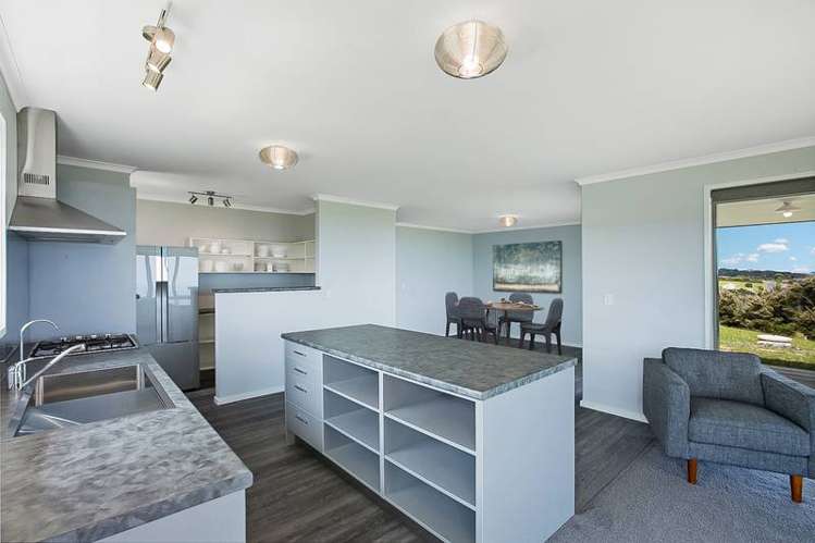 40 Eagles Way Cable Bay_3