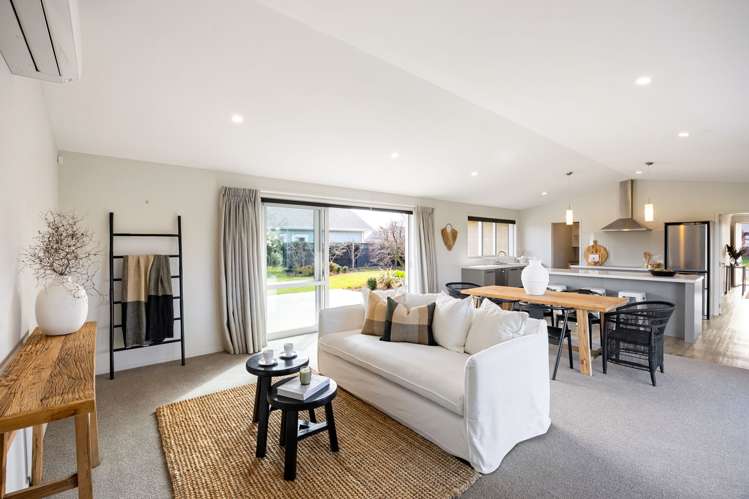 29 Jarrett Terrace Leamington_9